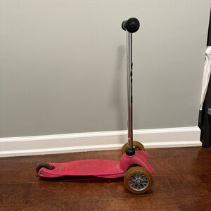 Mini Micro Pink Kids Scooter